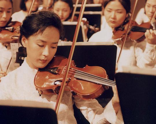 《深深的忧伤》电影封面