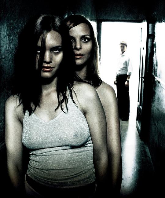 《邻居》电影封面