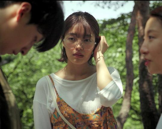 《날씨가 좋아서》电影封面