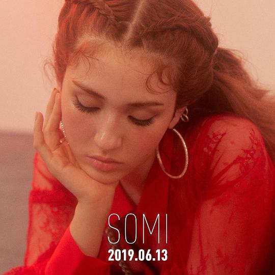 《Somi: Birthday》音乐封面