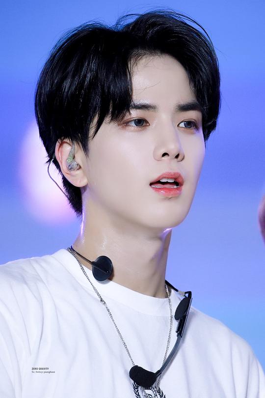 《韩秀榜 光化门广场特辑》真人秀封面