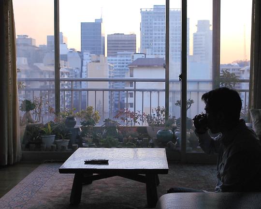 《爱在北纬38度》电影封面