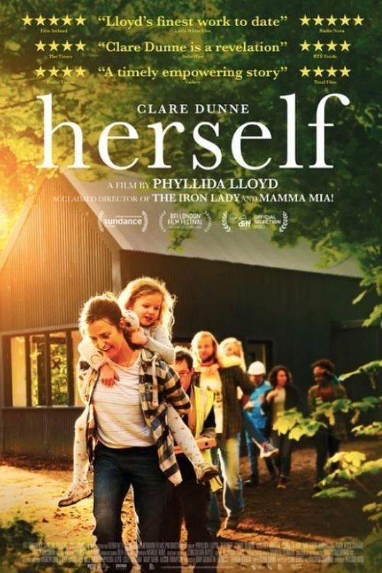《她自己》电影封面