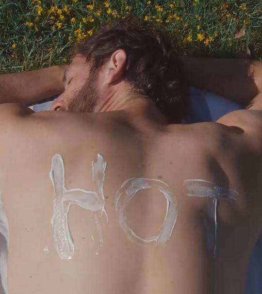 《蠢萌性感》电影封面