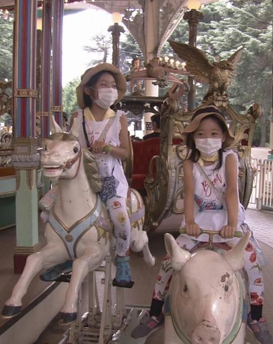 《纪实72小时 在日本最古老的旋转木马前》纪录片封面