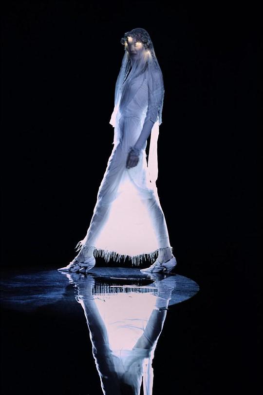 《S.W.A.L.K. II》电影封面