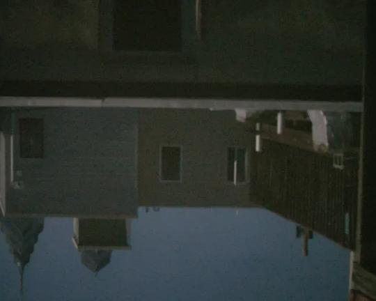 《视差》电影封面