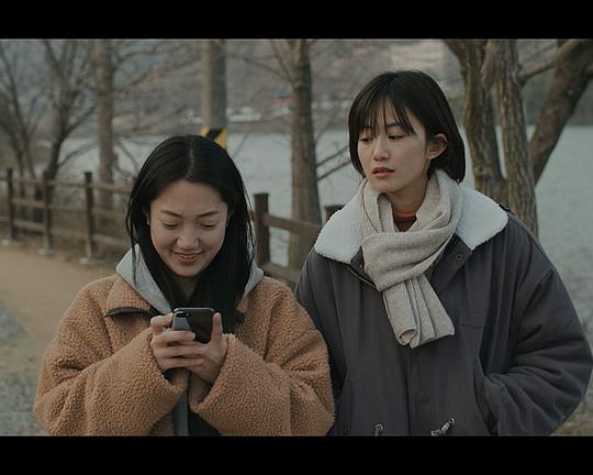 《仁英的手持摄影机》电影封面