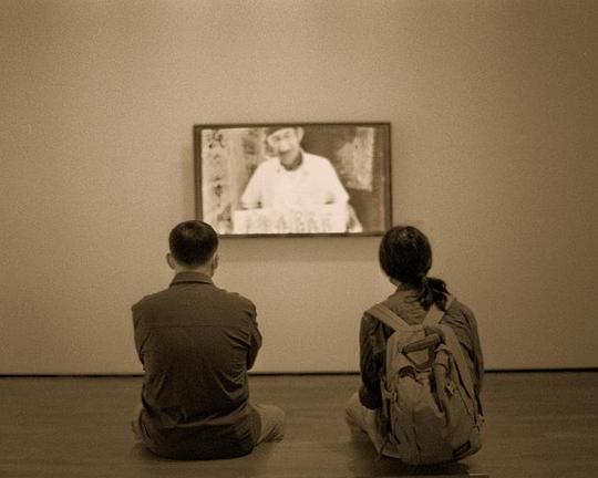 《紅茶時光——通照光》纪录片封面