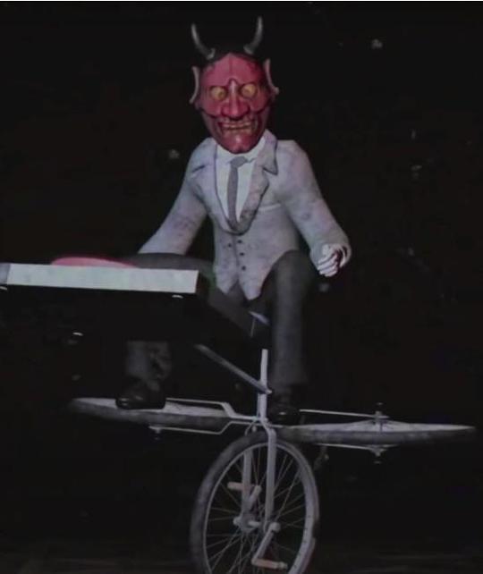 《谜题先生希望你少活一点》电影封面