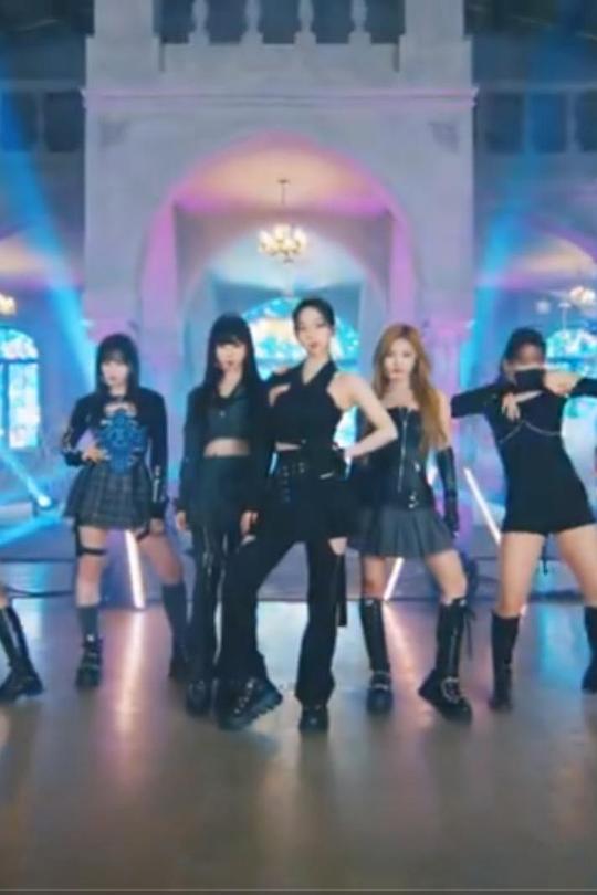 《aespa的圣诞派对演唱会》演唱会封面