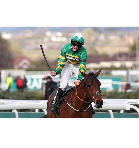 《Rachael Blackmore: A Grand Year》纪录片封面