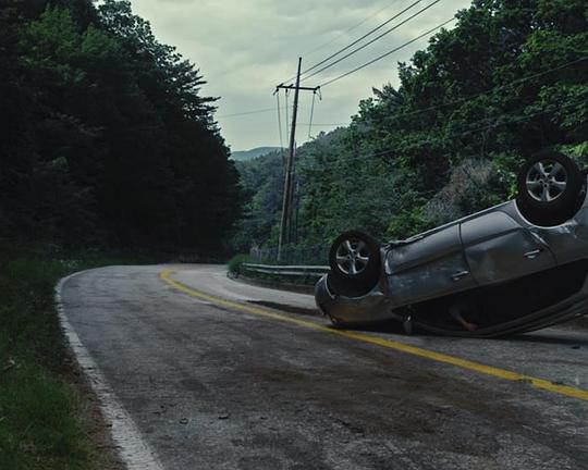 《Hidden Road》电影封面