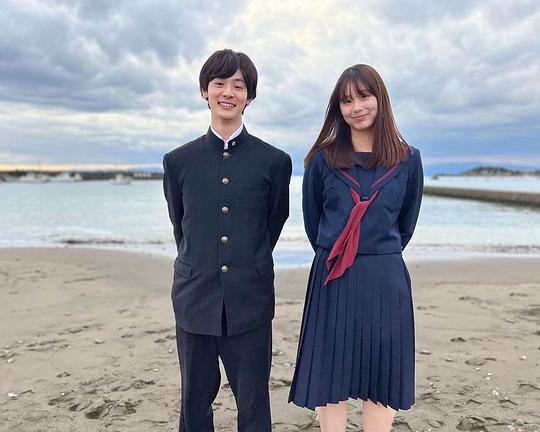 《有你在的海边》电影封面