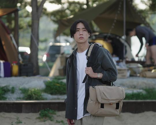 《Monkey Shoulder》电影封面