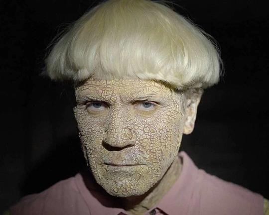 《Homesick》电影封面