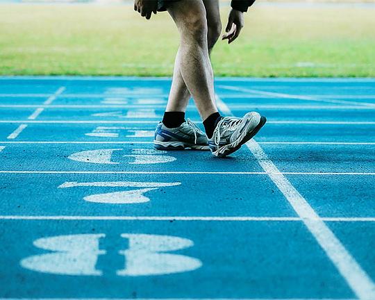 《跑鞋》电影封面