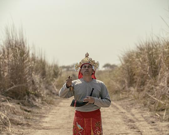 《牽亡》电影封面