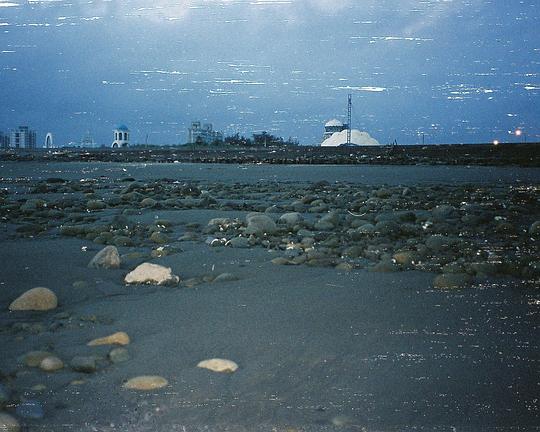 《沒有底座的茶壺》电影封面
