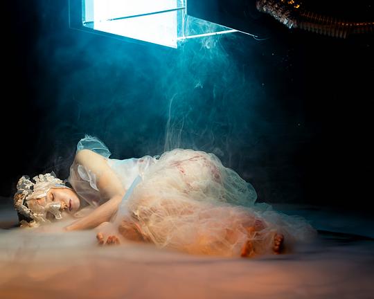 《沒有顏色的光譜》电影封面