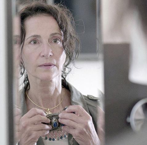 《秋天里的春天》电影封面