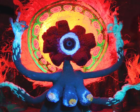 《Make a God》动画封面