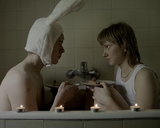 《August und die Hasenohren》电影封面