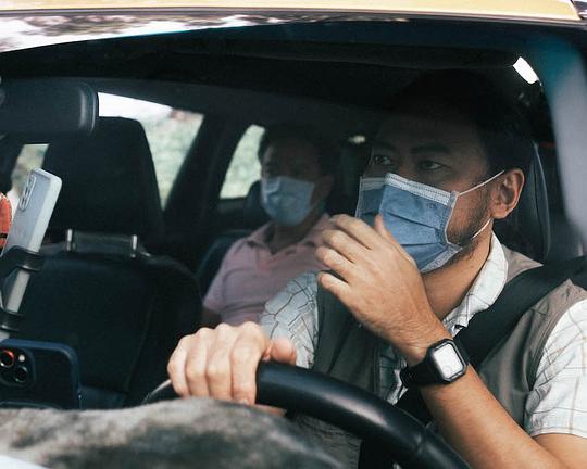 《疫情的士佬》电影封面