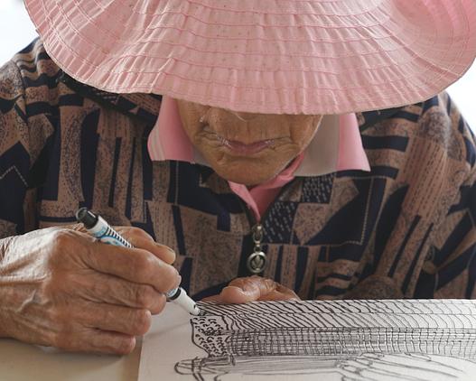 《回家的路》纪录片封面