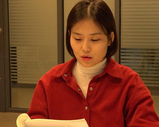 《你那里天气如何?》纪录片封面