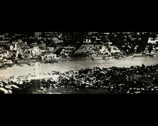 《조용한 선박들》纪录片封面