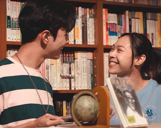 《薄霧之時》电影封面