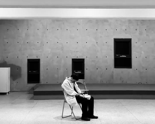 《魔女》电影封面