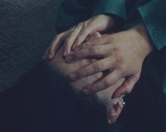 《不欢乐的时光》电影封面