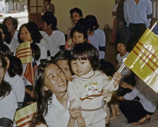 《彼岸他方》纪录片封面