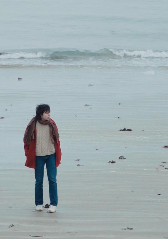 《海边的马努》纪录片封面