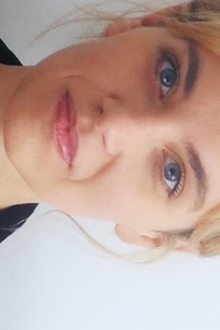 《STELLA》电影封面