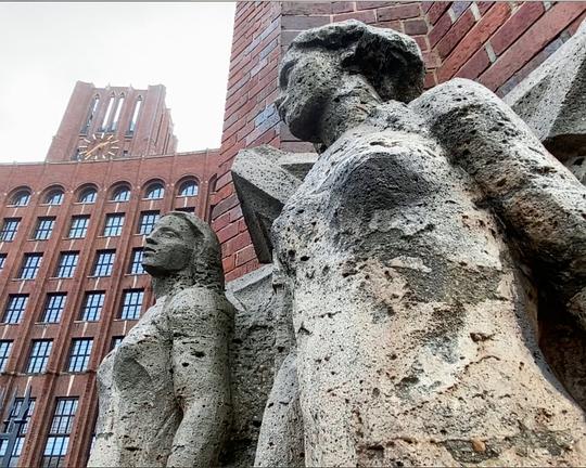 《BERLINERSTRASSE》纪录片封面