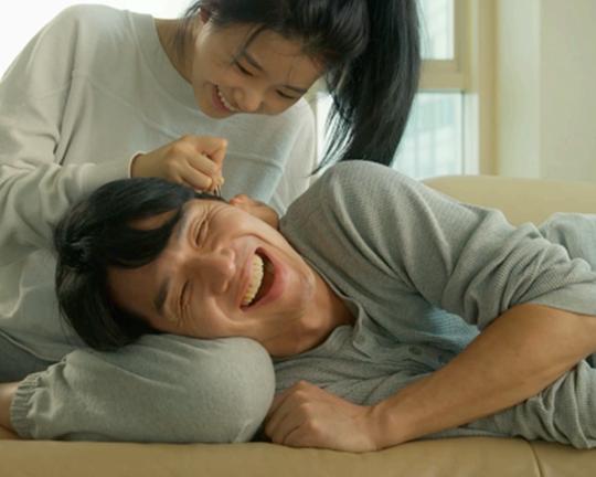 《Tenderness》电影封面