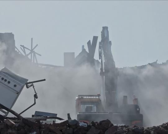 《Unendlicher Raum》电影封面