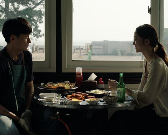 《담비는 결혼이 하고 싶다》电影封面