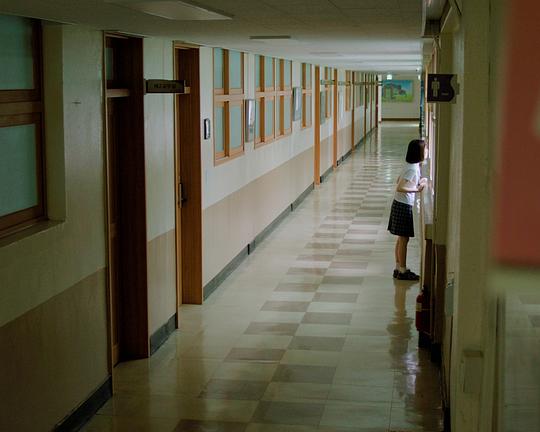 《韩瑟尔:两条校服裙》电影封面