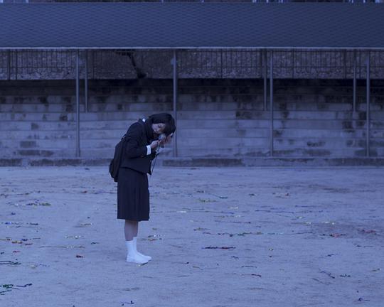 《하나의 장례식과 둘의 졸업식》电影封面