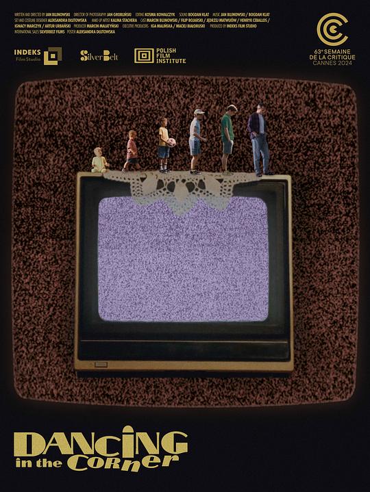 《在角落里跳舞》电影封面