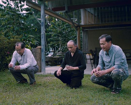 《voyu》纪录片封面