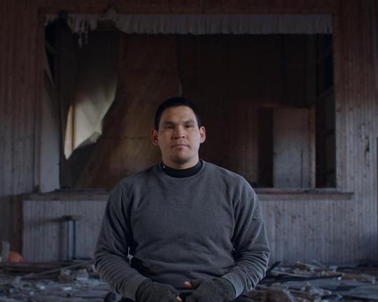 《Life on the Edge》纪录片封面