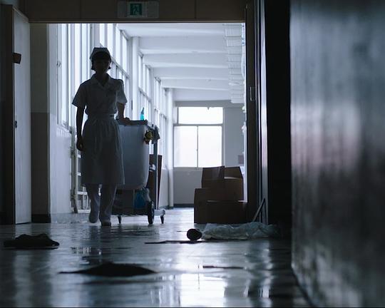 《Uniform》电影封面