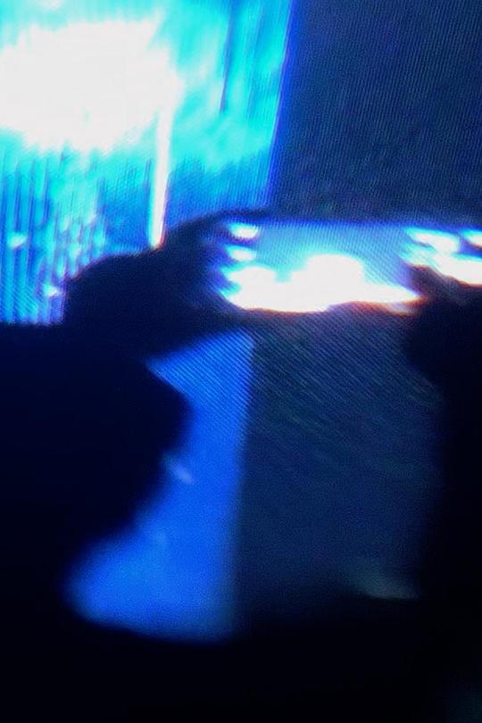 《在另一个夜晚》电影封面