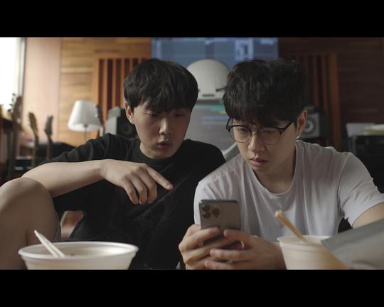 《아이작》音乐封面