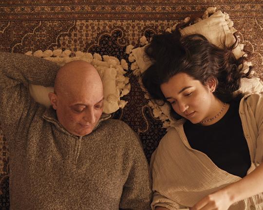 《Freiheit im Herzen - Lasst es uns eilig haben, menschlich zu sein》纪录片封面